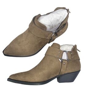 NEW in Box Wild Diva Boho Western Taupe Brown Vegan Suede Ankle Boots